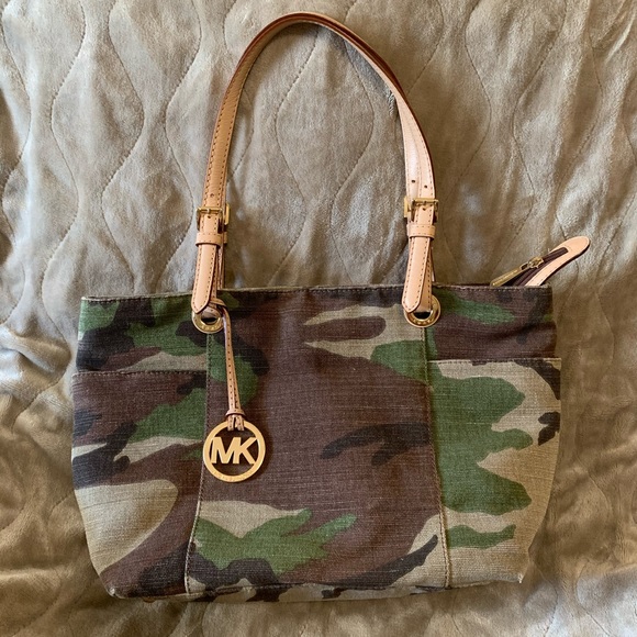 MICHAEL Michael Kors Handbags - Michael Kors Camo Canvas Pocket Tote